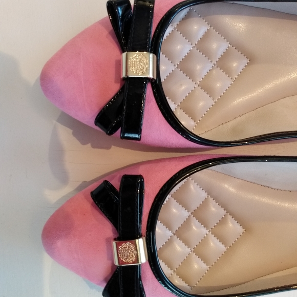 Vince Camuto  VC- Timba Pink/Black  Suede Ballet Flats size 10 - Picture 3 of 6